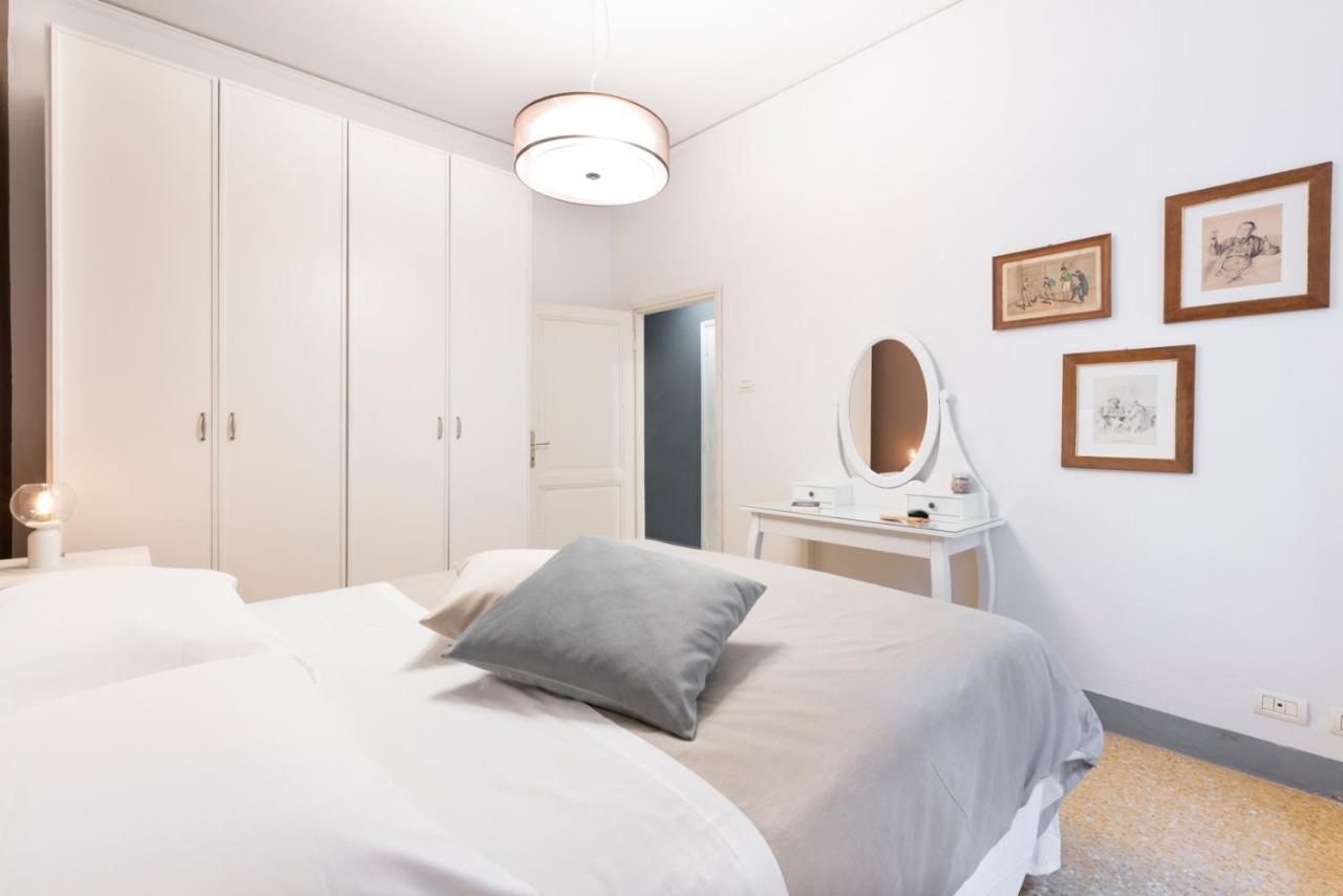 Ferienwohnung Dimora D'Azeglio With Private Patio Florenz Exterior foto
