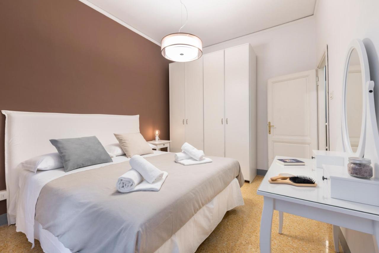 Ferienwohnung Dimora D'Azeglio With Private Patio Florenz Exterior foto